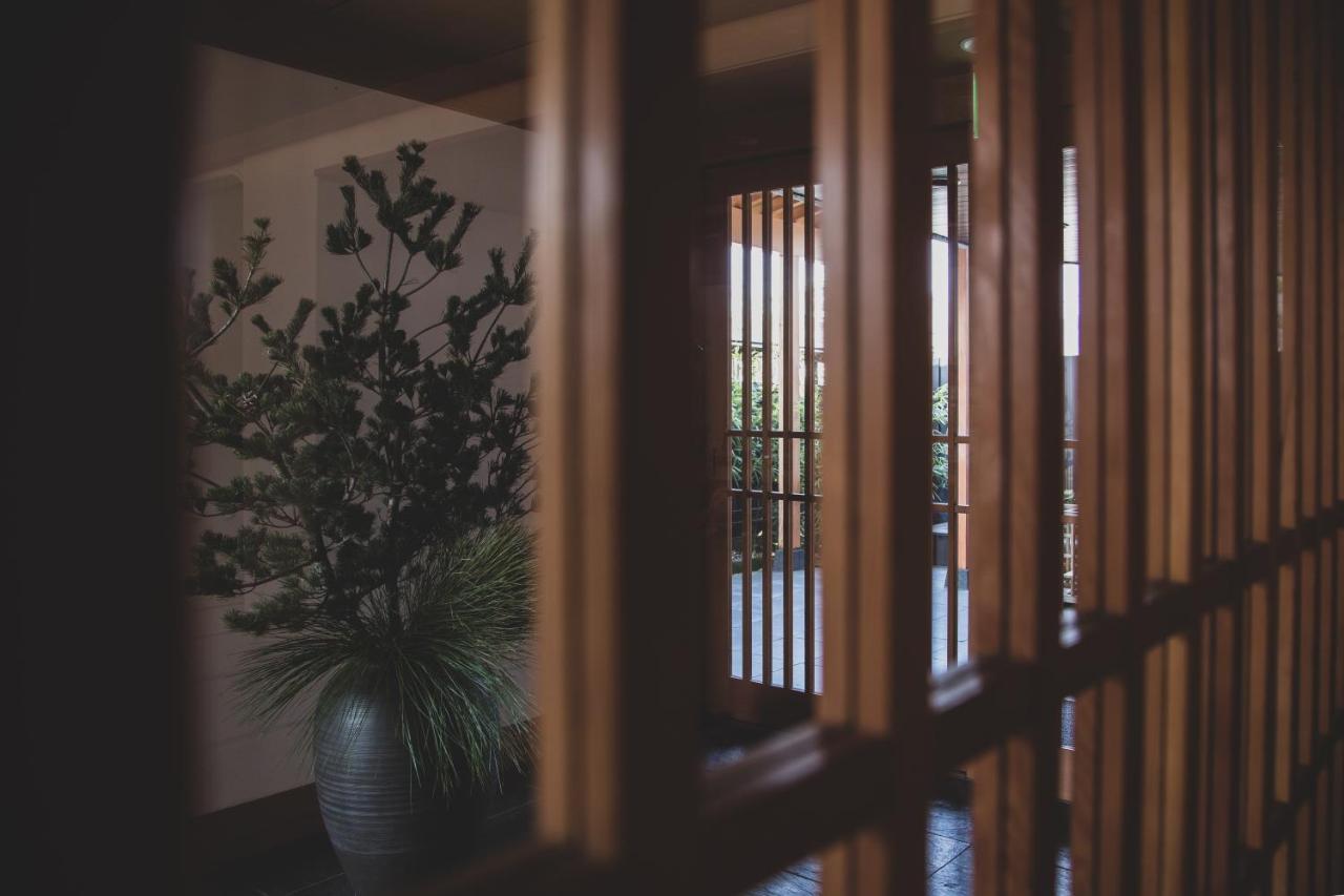 Sui Suwako Hotel Сува Екстериор снимка