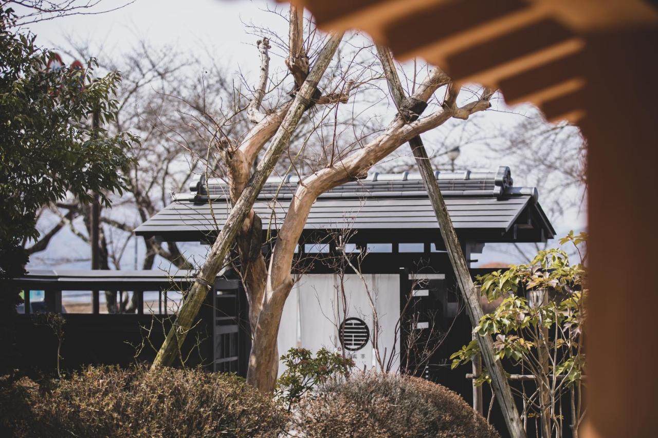 Sui Suwako Hotel Сува Екстериор снимка